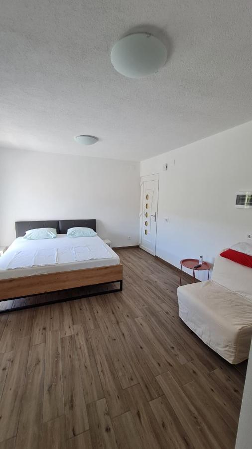 Apartmani Mlinar - Studio Apartment Grebaštica Exterior foto