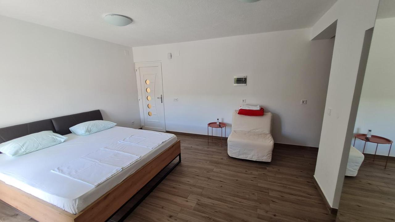 Apartmani Mlinar - Studio Apartment Grebaštica Exterior foto